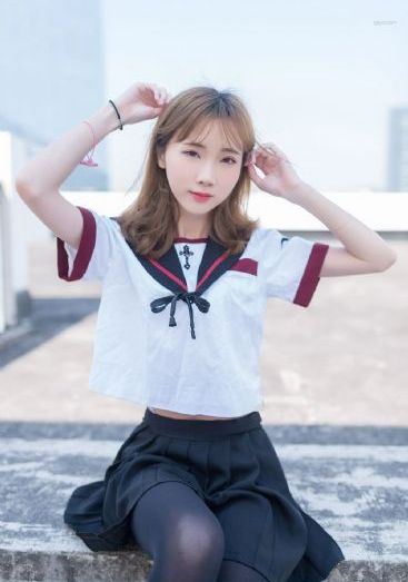 变小被放进鞋子里踩死文章_剧情片电影完整版