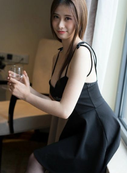 厨房吃奶乳hh_1080高清视频播放