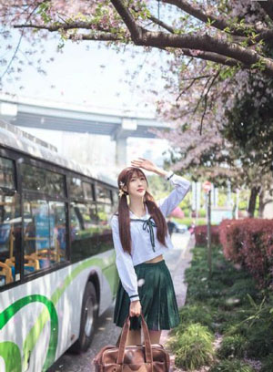 男女捏胸扒胸激情_超清高清迅雷在线观看