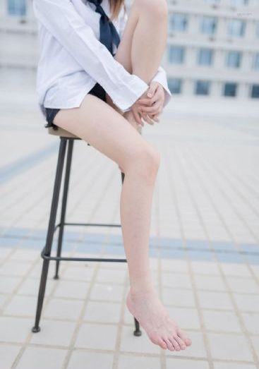 老阿姨喜欢小年轻是谁演的_高清视频大全