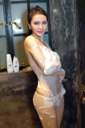 淫荡人妻五月天_免费高清在线观看