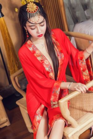 人妻偷情一边啪啪啪一边打电话_国产剧手机在线看