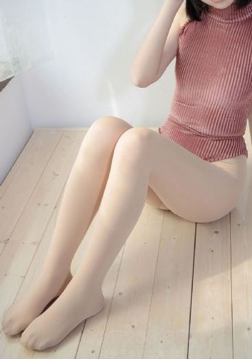 一边摸一边亲的免费视频网站_1080全集在线观看