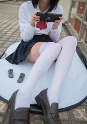亚洲怡红院av_全集高清在线观看