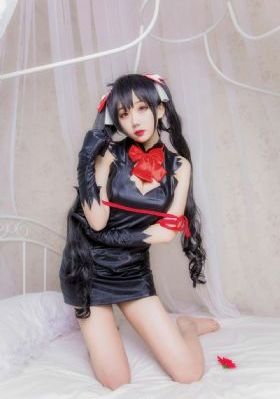比基尼比基尼美女露隐私_HD高清视频播放