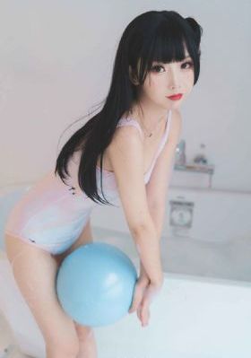 日日摸夜夜添夜夜添老人妇人_迅雷在线观看
