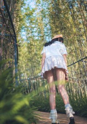 操裸体美女_BD英语免费在线播放